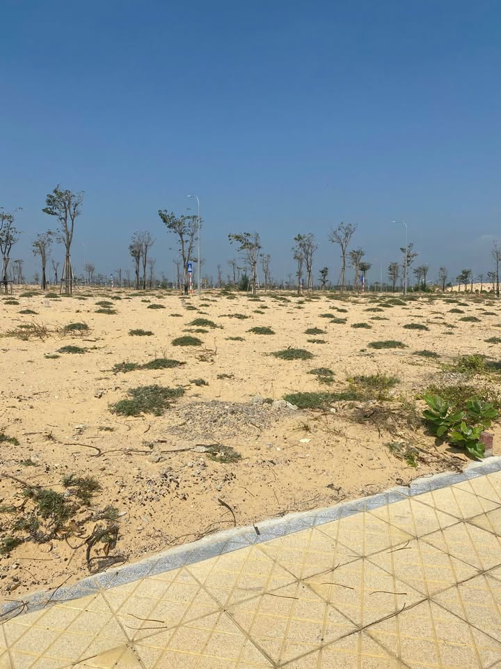 Đất nền KĐT du lịch sinh thái Nhơn Hội 80m² giá 1.4 tỷ - Đầu tư lý tưởng!