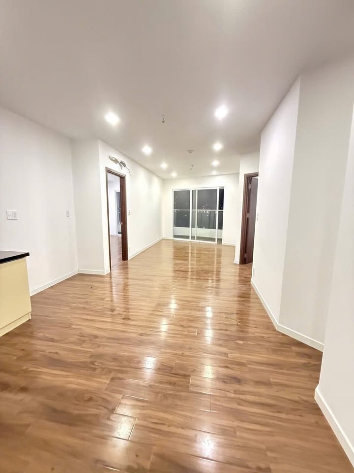 Căn hộ chung cư Tulip Tower quận 7 77m² giá 10 triệu - Nhà mới 100% nội thất cơ bản!