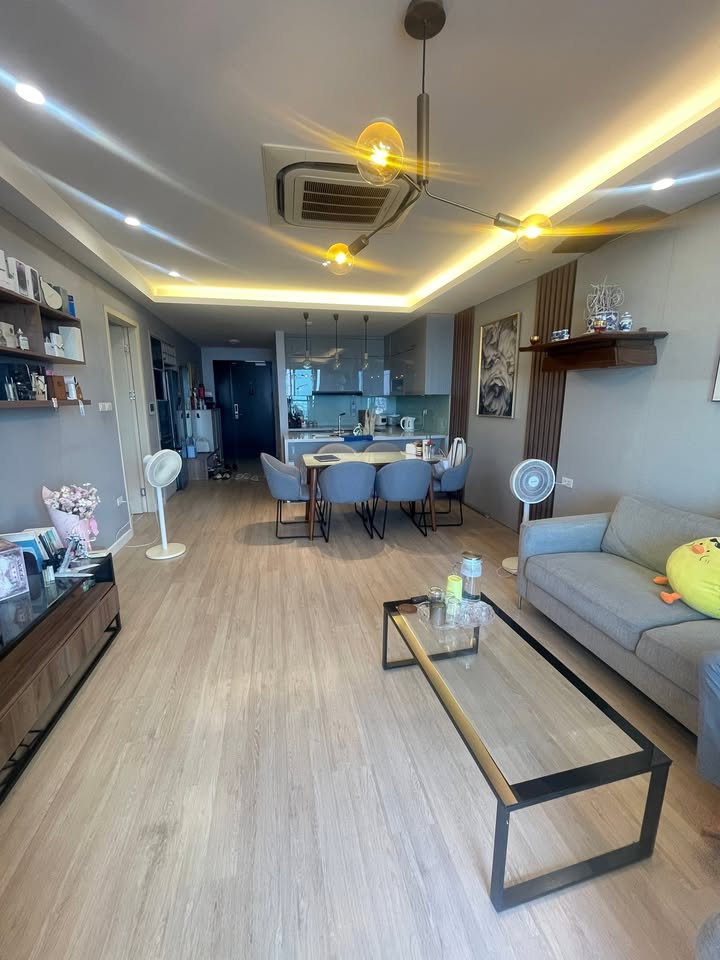 Chung cư Mandarin Hòa Phát 82m² giá 8.6 tỷ - Nội thất đầy đủ chính chủ!