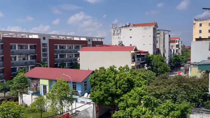 Cho thuê sàn tầng 3 tại đường Liên Xã, 75m² - Không gian lý tưởng cho văn phòng và hộ gia đình!