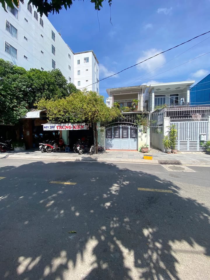 Bán đất mặt tiền đường Khúc Thừa Dụ, Nha Trang 240m² giá 20 tỷ - Cơ hội đầu tư sinh lời!