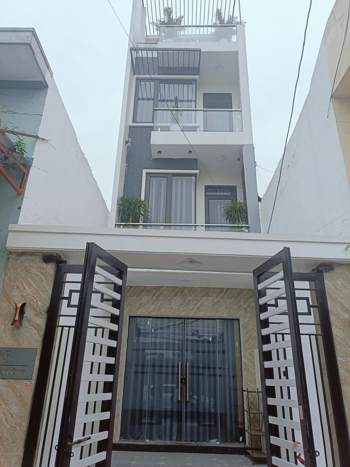 Nhà mặt đường Cầu Đông Nam Định 77m² giá 4.35 tỷ - Xây dựng hiện đại, sẵn sàng ở ngay!