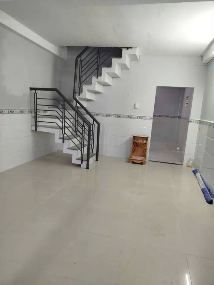 Nhà mặt tiền đường 43, phường Tam Bình, Thủ Đức 50m² - Vị trí đẹp, tiện ích đầy đủ!