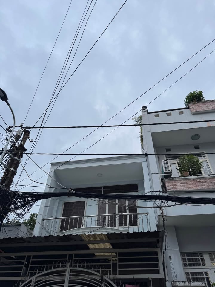 Nhà mặt tiền cho thuê tại quận 6, phường 13, diện tích 80m² - Khu ẩm thực sầm uất!