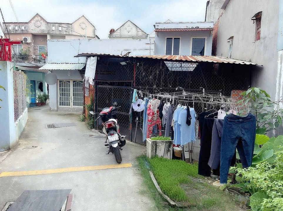 Nhà phố Lái Thiêu, Thuận An 103m² giá chỉ 1.95 tỷ - Sổ hồng chính chủ!