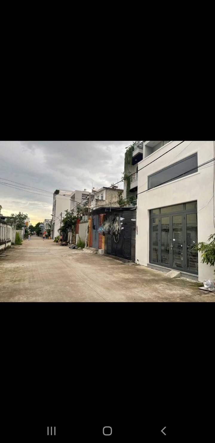 Store cho thuê tại Thạnh Xuân, Quận 12, 100m² giá chỉ 10 triệu/tháng - Mặt tiền thuận lợi cho kinh doanh!