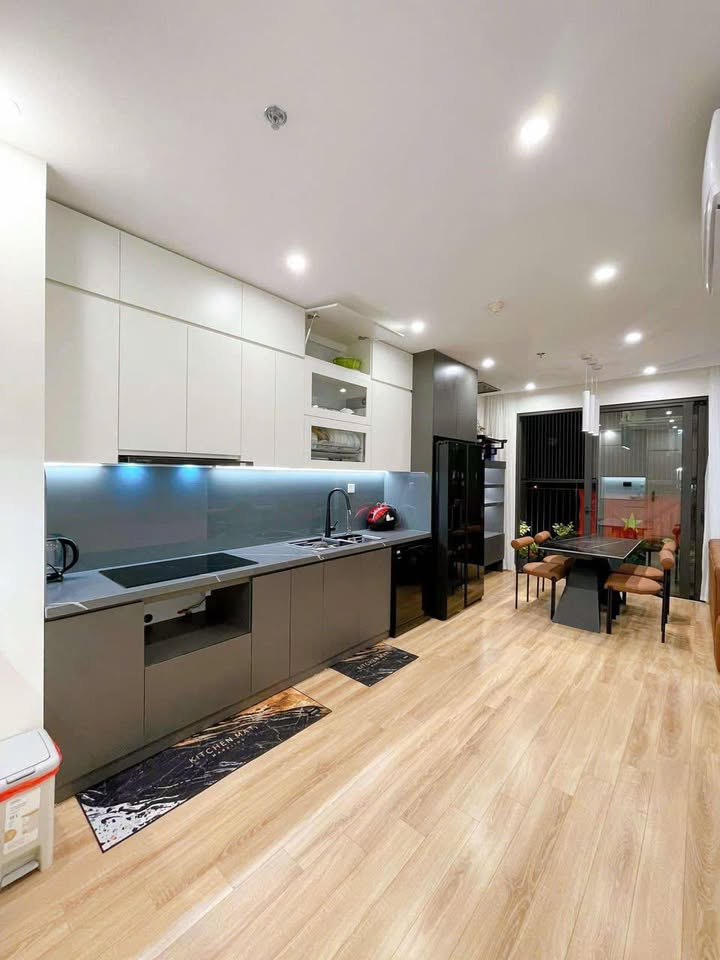 Căn hộ 2PN Vinhomes Smart City 64m² giá 5.75 tỷ - Full nội thất sang trọng!