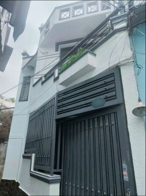 Nhà riêng Gò Vấp 28m² giá 3 tỷ - Hẻm 3 gác thông thoáng!