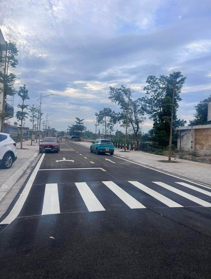 Đất nền Móng Cái 210m² giá 1.7 tỷ - Cơ hội đầu tư sinh lời hấp dẫn!