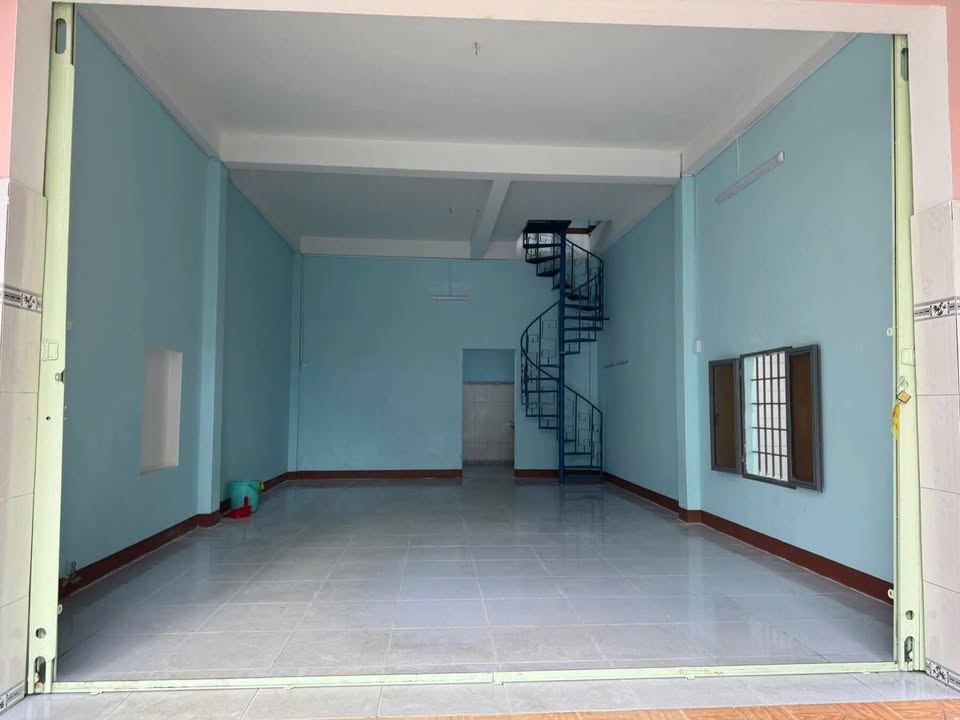 Nhà cho thuê tại Quang Trung, Quảng Ngãi 5 triệu - Vị trí đắc địa cho kinh doanh