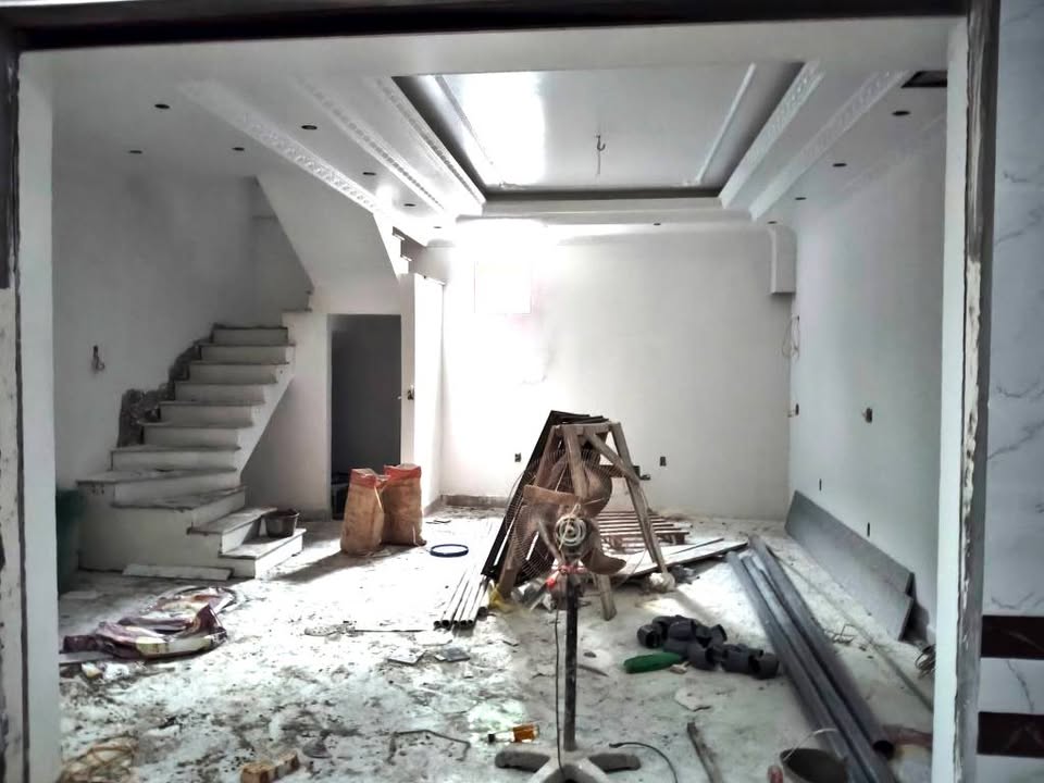 Nhà xây mới 3,5 tầng phố Đông Hải, 40m² giá 2,4 tỷ - Ô tô đỗ sát nhà!