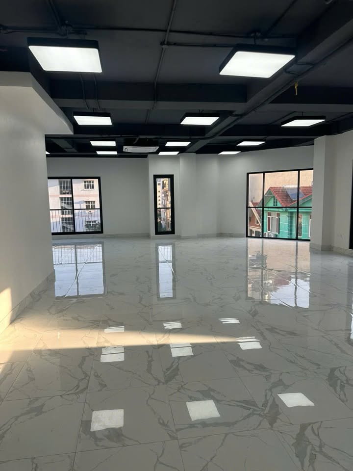 Văn phòng cho thuê góc Lê Đức Thọ 150m² giá 45 triệu - Không gian làm việc lý tưởng!