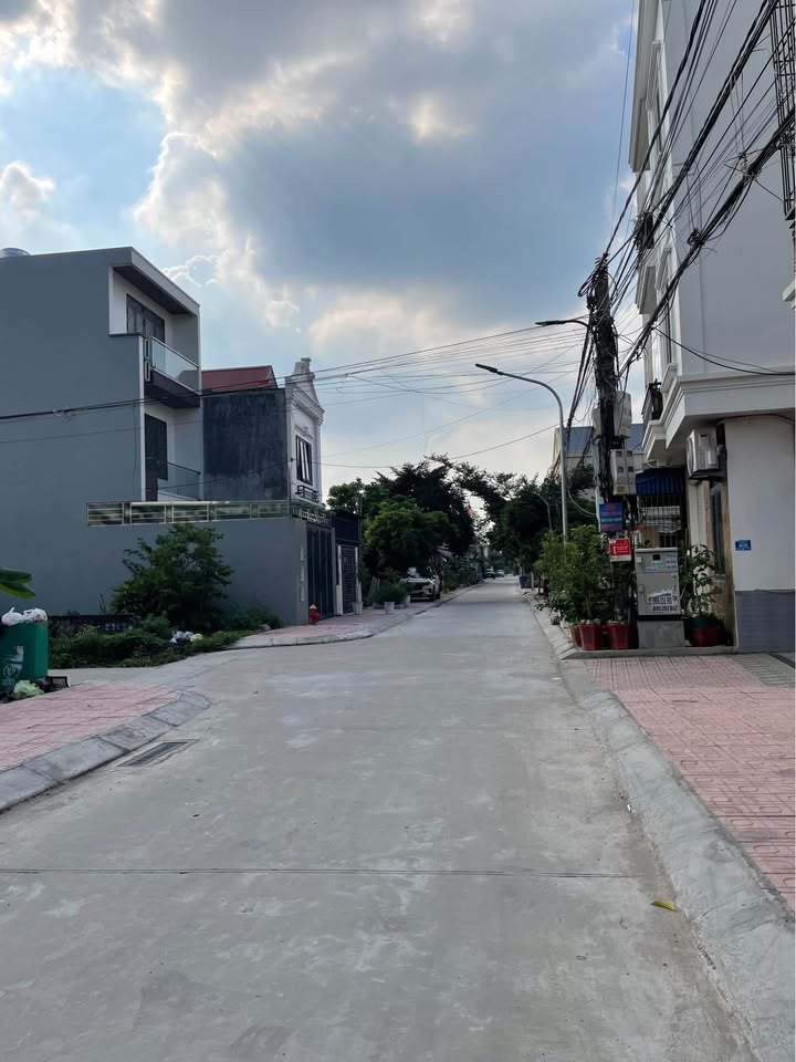 Đất nền Bãi Huyện Vân Tra 100m² giá thỏa thuận - Vị trí đắc địa gần công viên