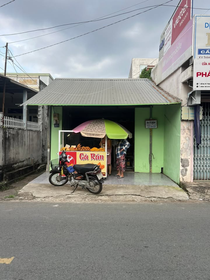 Nhà đất 2 mặt tiền Tỉnh Lộ 921 Thốt Nốt 142.8m² giá 3.5 tỷ - Cơ hội đầu tư tuyệt vời!