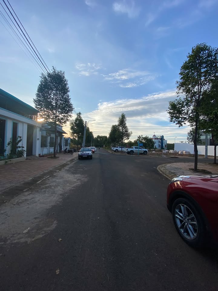 Nhà 1 Trệt 1 Lầu Tại Phường Tân Phú, 280m² Giá 5 Tỷ - Không Thể Bỏ Lỡ!