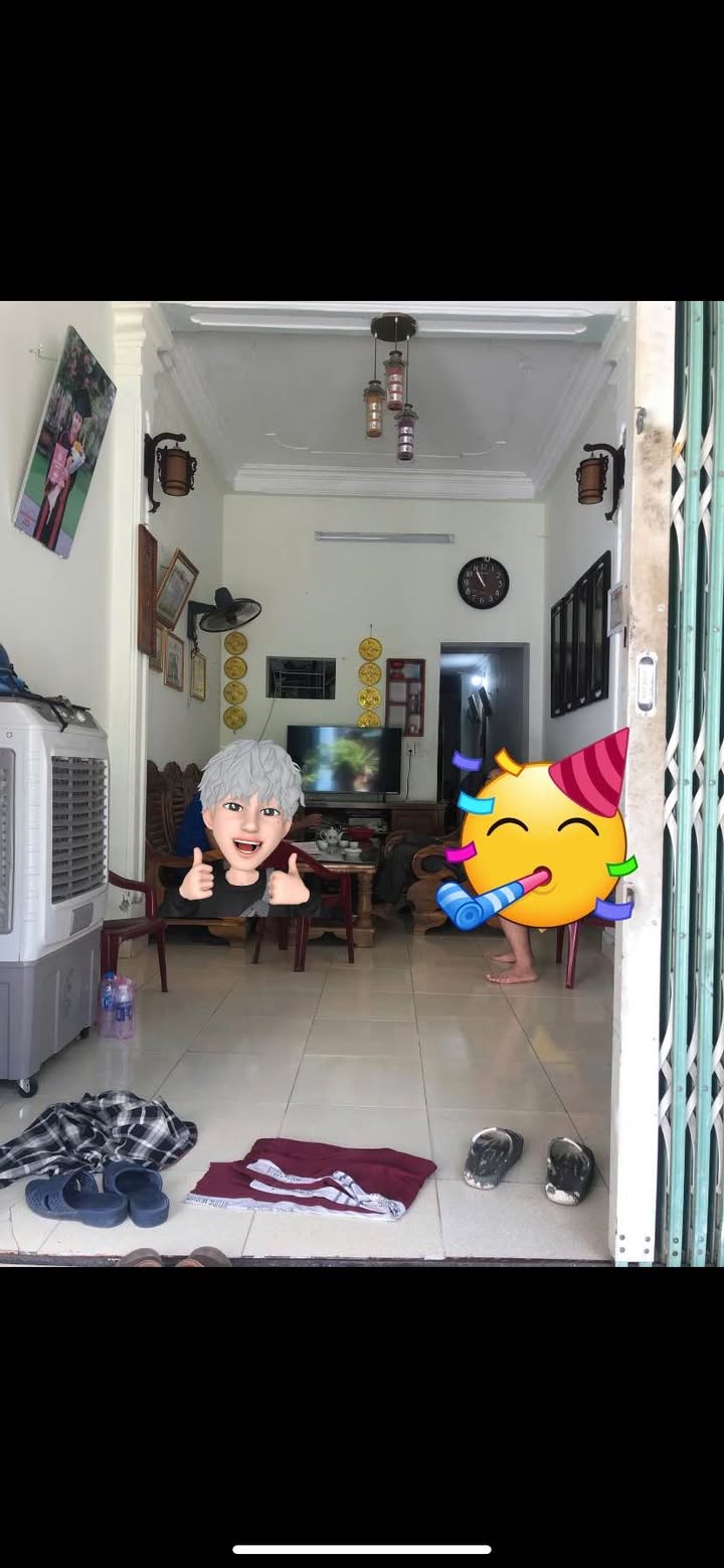 Nhà 2 tầng Trường Thi 55.5m² giá 2 tỷ - Sổ đỏ chính chủ, ô tô để trước nhà!