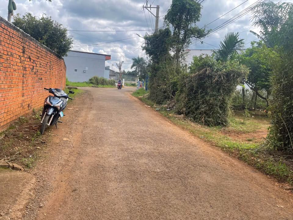 Đất nền Hòa Thắng, Krông Pắc 150m² giá 1.68 tỷ - Đường nhựa, gần chợ