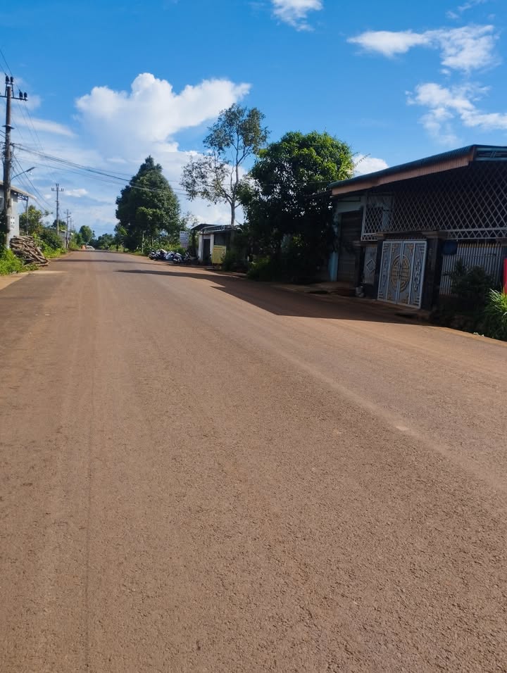 Đất nền mặt tiền Eakmut Krông Pắc 210m² - Cơ hội đầu tư kinh doanh lý tưởng!