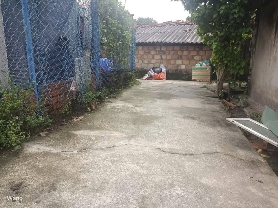 Nhà Hưng Định 70m² giá 1.35 tỷ - Sổ đỏ chính chủ, tiện lợi cho gia đình!