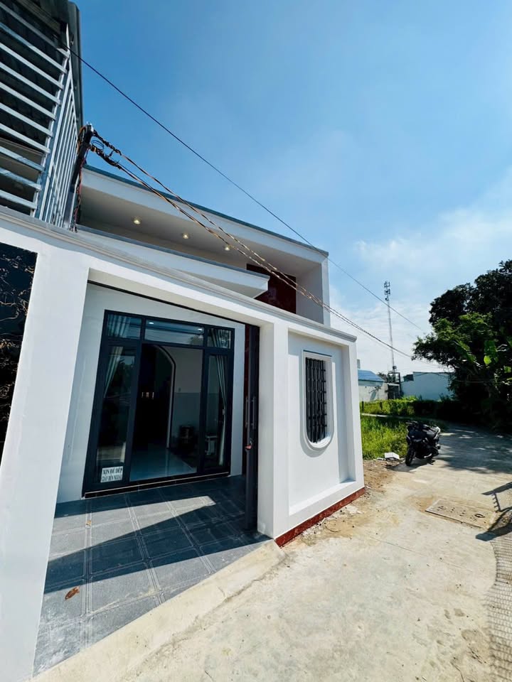 Nhà cấp 4 Phường Trung An TP Mỹ Tho 90m² giá 1.3 tỷ - Ô tô vào tận nơi!