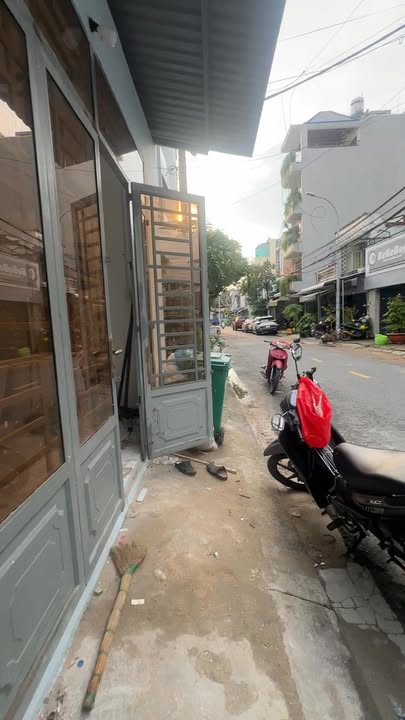 Kiot trệt mặt tiền Kênh 19/5 Celedon City 3.39 triệu - Kinh doanh ngay lập tức!