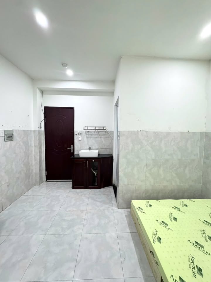 Studio cho thuê Thoại Ngọc Hầu, Q. Tân Phú giá chỉ 3 triệu - Không gian sống lý tưởng!