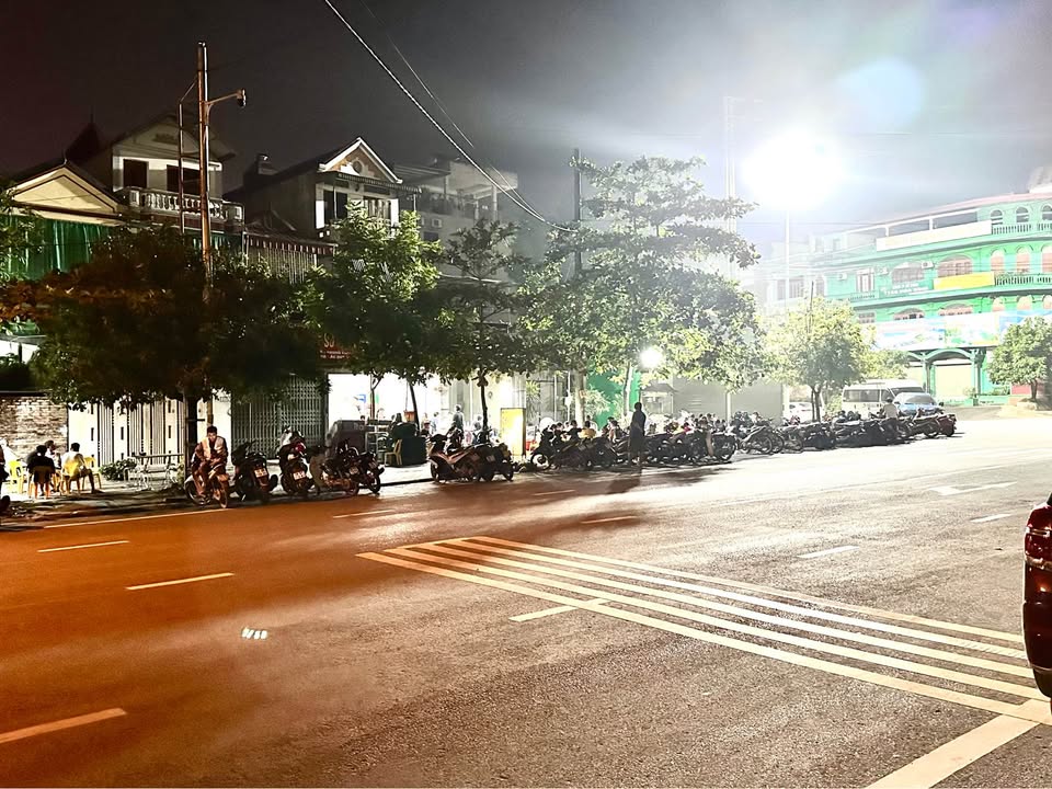 Đất nền kinh doanh phường Tân Thịnh, Hòa Bình 90m² - Vị trí đắc địa, sẵn sàng đầu tư!