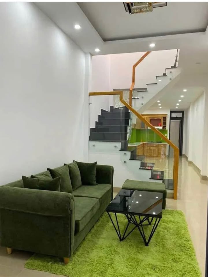 Nhà 2 tầng Hoà Cường, Đà Nẵng 50m² giá 3.95 tỷ - Vị trí thuận lợi gần chợ và công viên!