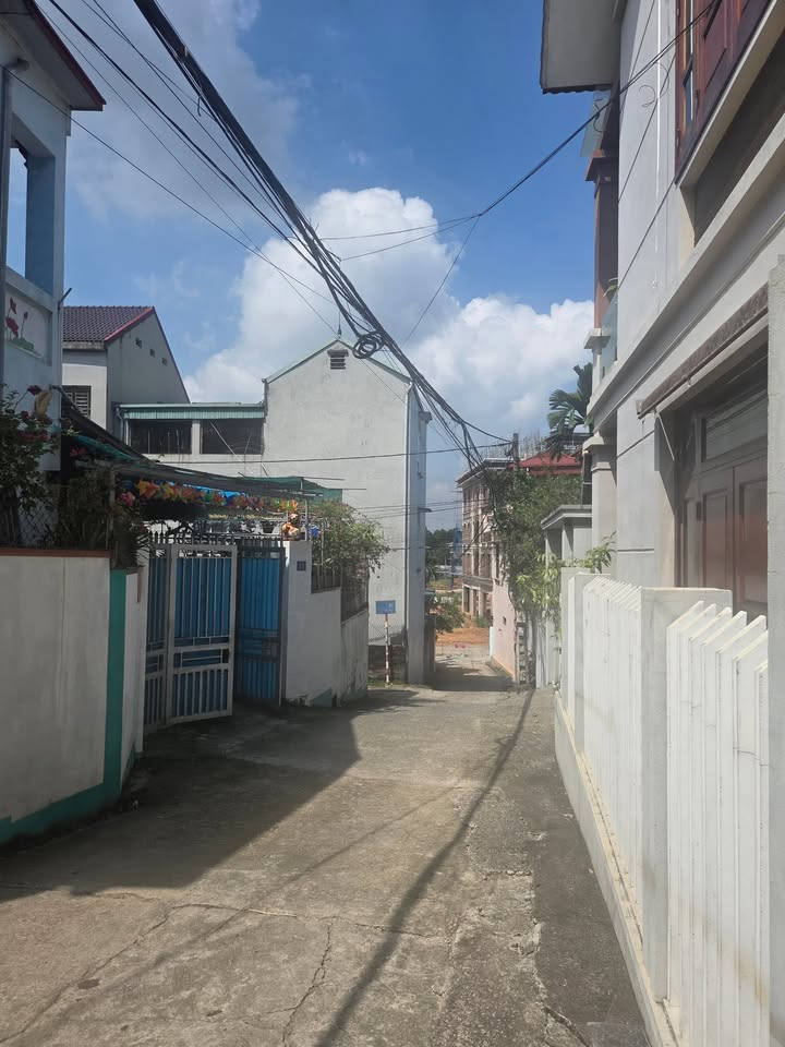 Đất thổ cư 100m² tại phường Tiên Cát, Việt Trì chỉ 3.4 tỷ - Vị trí đẹp, tiềm năng đầu tư cao!