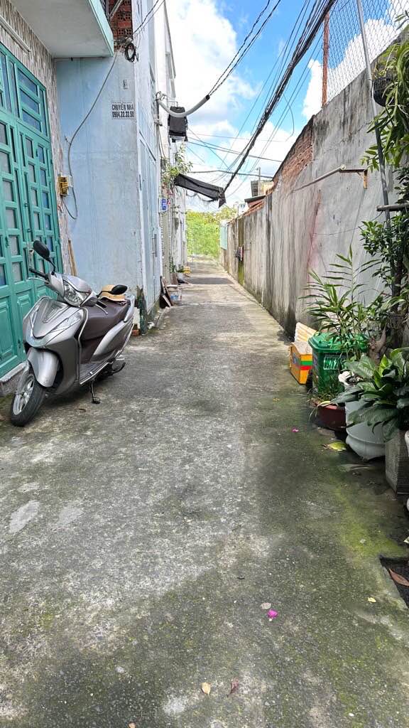 Nhà cấp 4 Bà Điểm Hóc Môn 120m² giá 4.4 tỷ - Cơ hội đầu tư tuyệt vời!