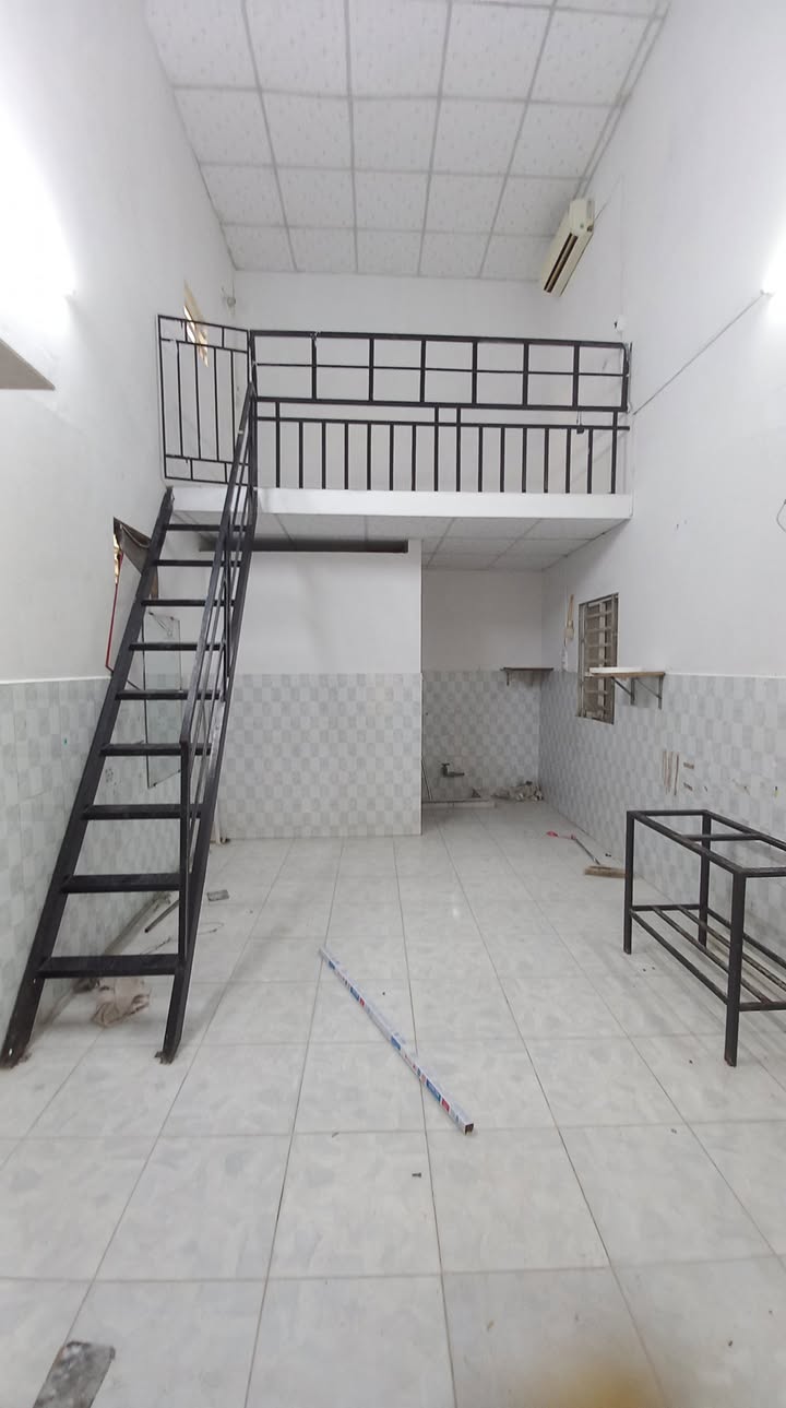 Phòng trọ Bình Thủy 20m² giá 1.7 triệu - Có máy lạnh, gác lửng, gần ĐH Y Dược!