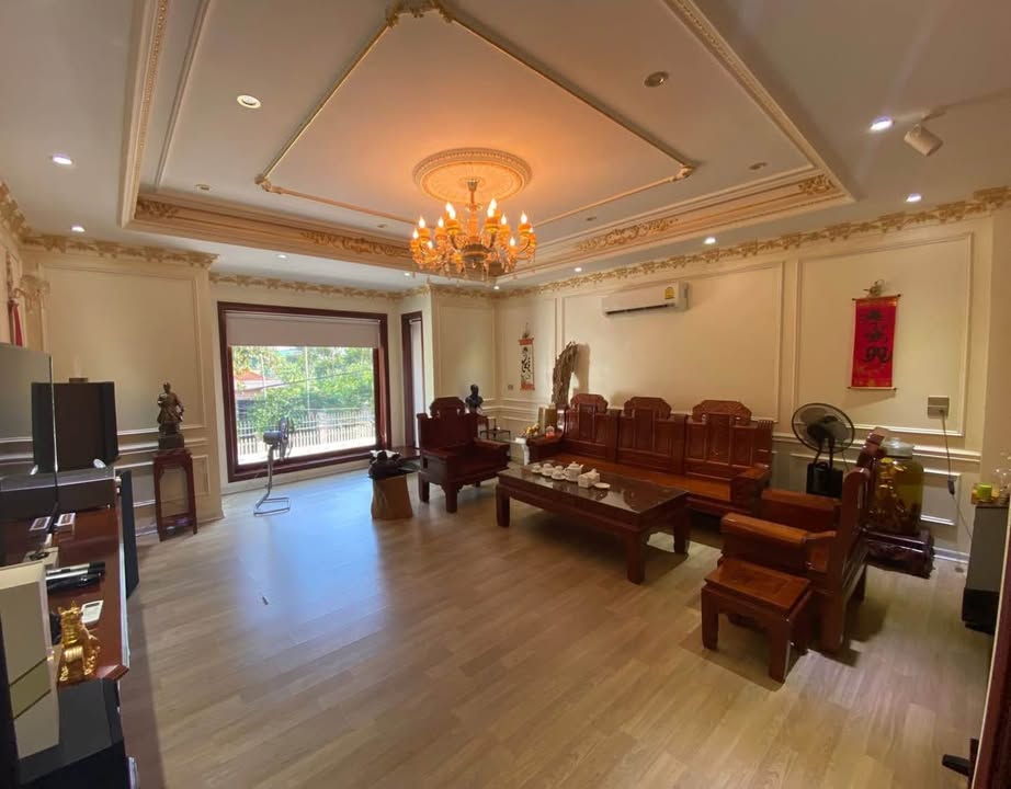 Nhà 5 tầng Lê Thái Tổ Ninh Khánh 108m² giá 11 tỷ - Vị trí đắc địa, dân trí cao!