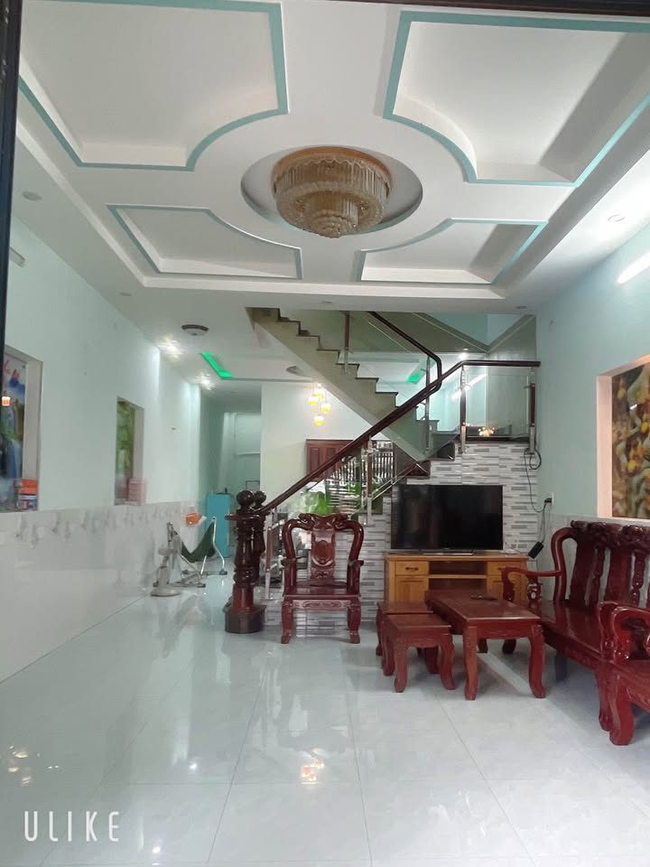 Nhà cho thuê An Bình, Biên Hòa 100m² giá 12 triệu - Full nội thất, sân xe hơi