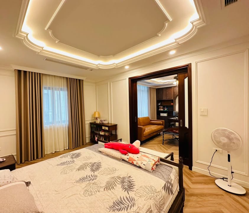 Nhà liền kề Văn Phú Hà Đông 90m² giá 21.9 tỷ - Sẵn sàng giao ngay!