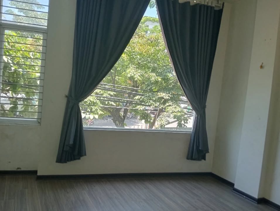 Bán nhà mặt tiền Lê Đình Lý, Thanh Khê, Đà Nẵng 46m² - Cơ hội đầu tư tuyệt vời!