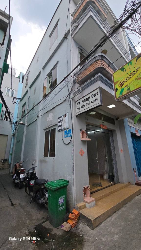 Nhà 3 tầng góc 3 mặt tiền Lò Siêu, P16, Q11 - Giá 4.5 tỷ, Sổ hồng riêng!