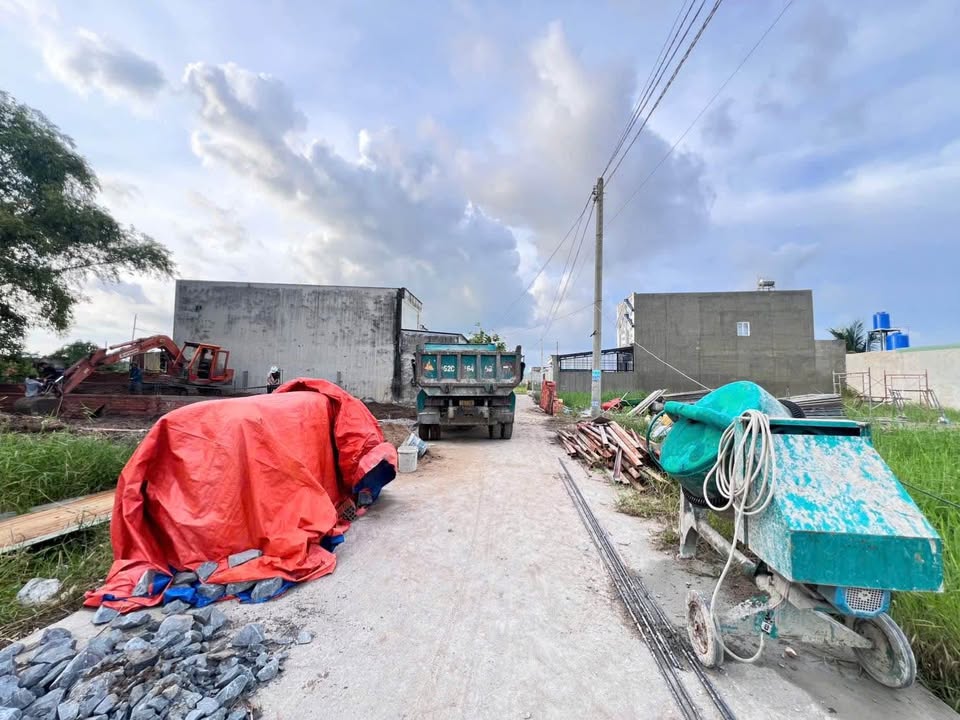 Đất Đức Hòa Hạ 105m² giá 1.18 tỷ - Đường ô tô, gần chợ!