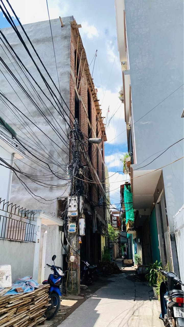 Nhà 4 tầng Kỳ Bá Thái Bình 38m² giá 2 tỷ - Gần Đại Học Y và chợ Kỳ Bá!