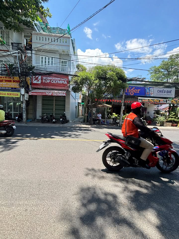 Bán nhà 3 tầng mặt tiền Trần Nhật Duật Nha Trang 52m² giá 8.5 tỷ - Kinh doanh sinh lời ngay!