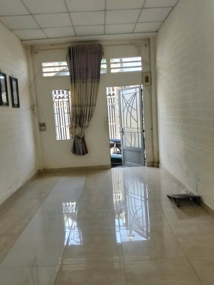 Nhà cho thuê Hóc Môn 39m² giá 4.2 triệu - Gần ngã tư Hãng nước đá