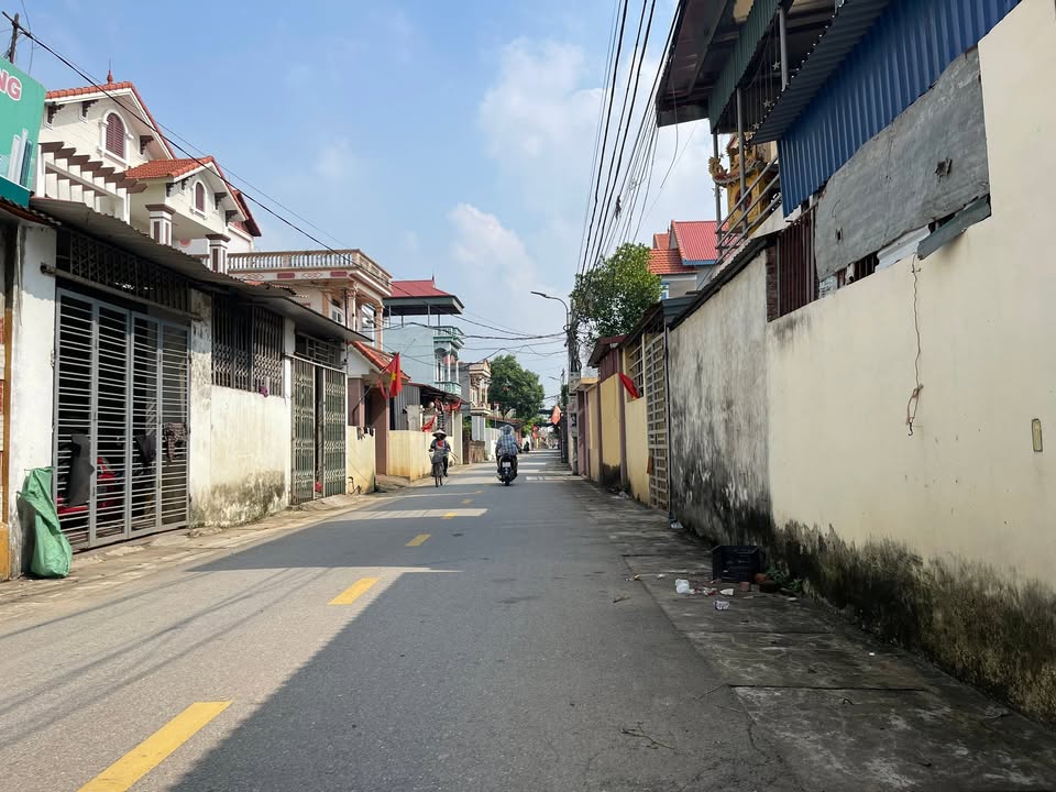 Nhà cấp 4 + Đất đẹp tại Tiền Thắng, Mê Linh, Hà Nội - Cơ hội vàng cho đầu tư!