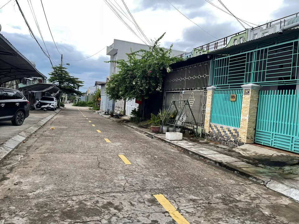 Nhà đẹp đường Ngô Miên, phường Kon Tum 111.9m² - Vị trí trung tâm, an ninh tốt!