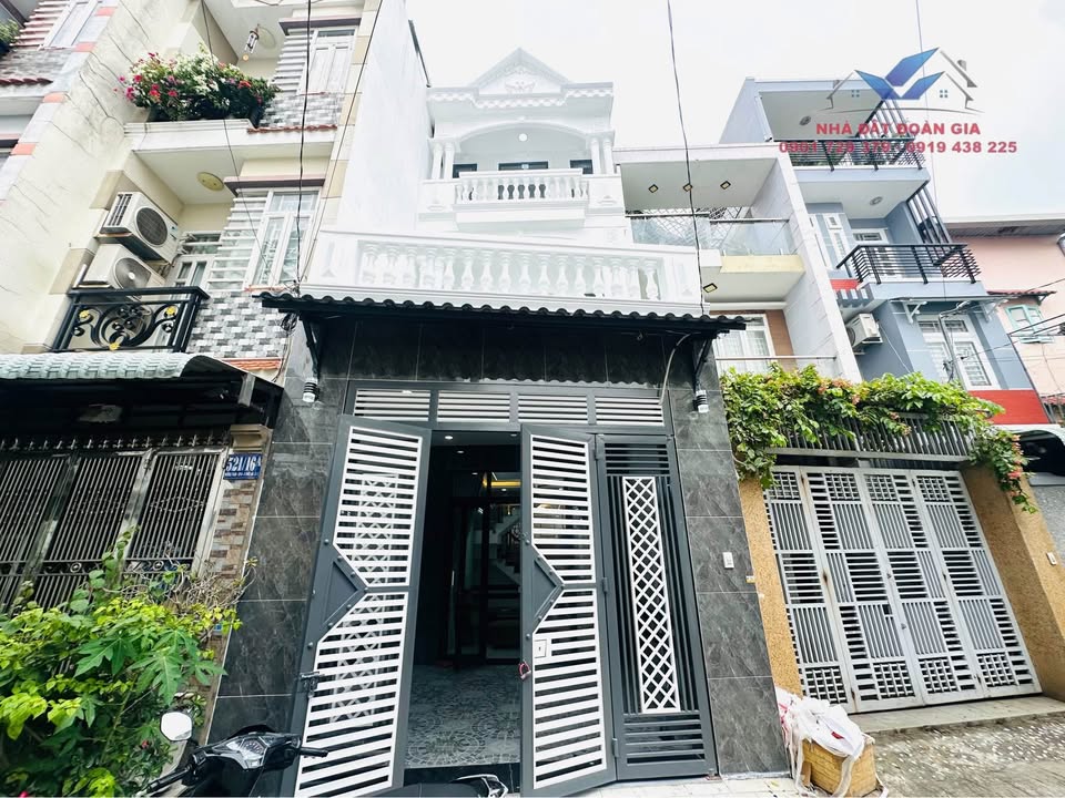 Nhà phố 88m² đường Lê Thị Riêng, quận 12 - Giá chỉ 6.25 tỷ!