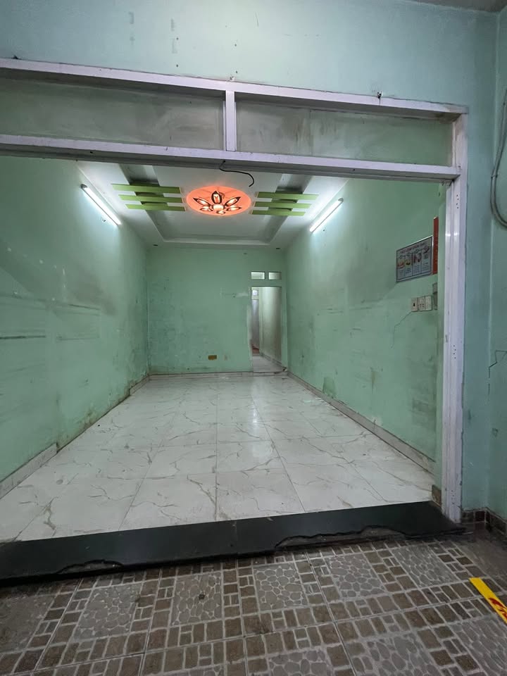 Nhà nguyên căn mặt tiền đường phường 12 Gò Vấp 59m² giá chỉ 15 triệu/tháng - Thích hợp kinh doanh