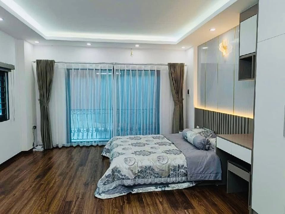 Nhà riêng Hoàng Văn Thái, Đống Đa 48m² giá 12 tỷ - Xây mới kiên cố, dân trí cao!