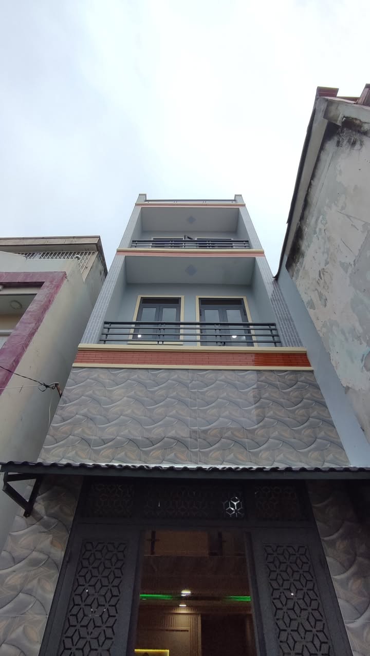 Nhà 5 tầng Hậu Giang 28m² giá 5.5 tỷ - Hẻm xe hơi tận cửa chính chủ