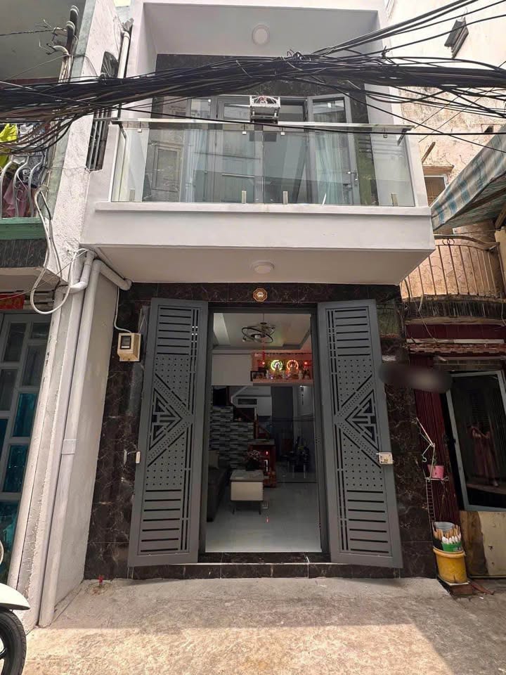 Nhà riêng 2PN Hậu Giang, Quận 6, 30m² giá 3,2 tỷ - Chính chủ bán gấp!