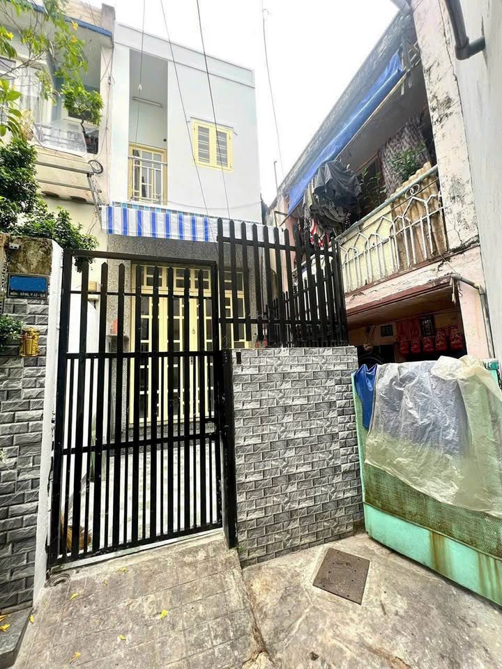 Nhà bán Hồng Bàng, Quận 6, 72.8m² giá 3,7 tỷ - Dọn vào ở ngay!