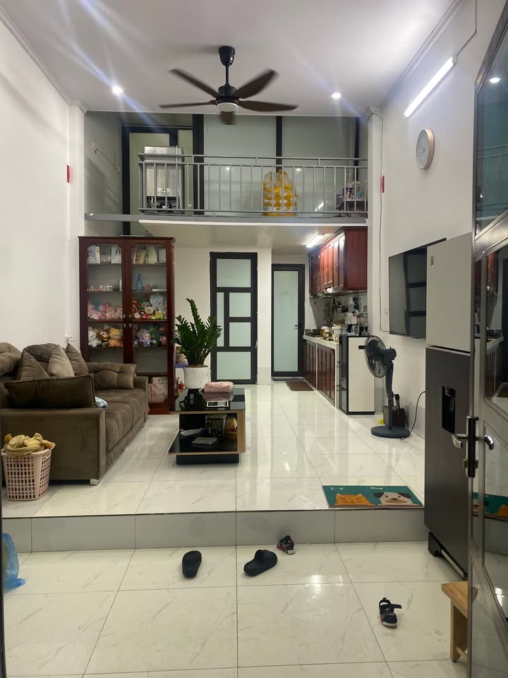 Nhà riêng An Dương, Tây Hồ 50m² giá 1.5 tỷ - Phù hợp cho gia đình nhỏ!