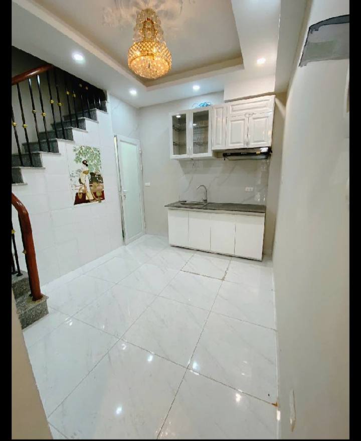 Nhà 4 tầng mặt phố Mạc Thị Bưởi, 22m² giá 3.5 tỷ - Chính chủ sổ đỏ